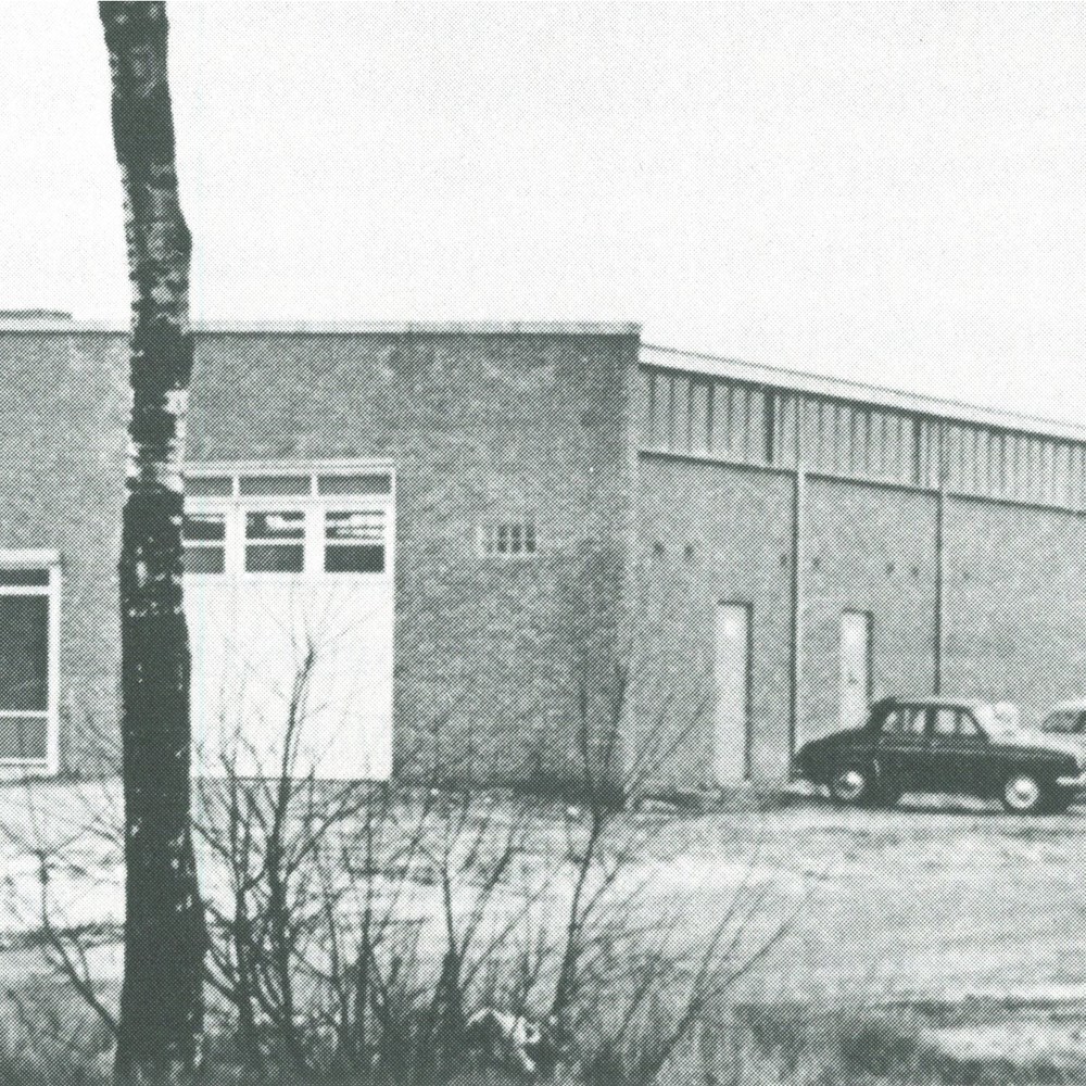 1963